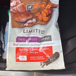 Simply Nourish Dog Food