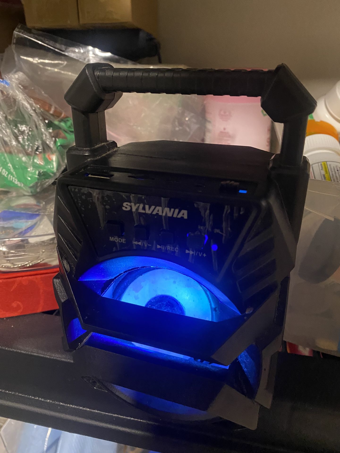 SYLVANIA MINI BLUETOOTH SPEAKER
