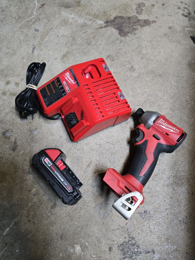 Milwaukee M18 Drill 