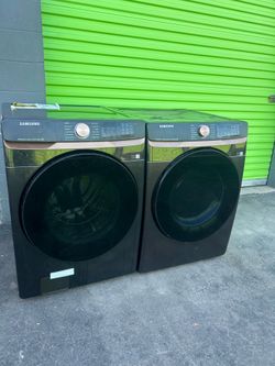 Samsug washer and gas dryer