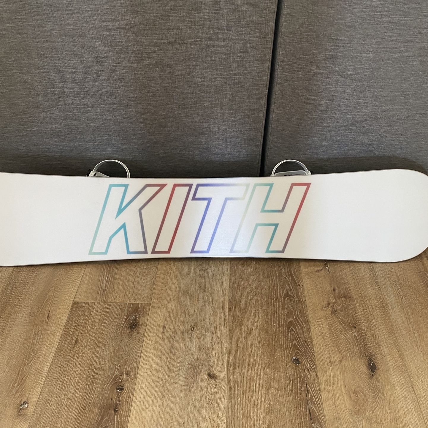 CAPiTA x Kith w/Union Bindings Snowboard 158cm for Sale in CAPiTA x Kith w/Union Bindings Snowboard 158cm for Sale in