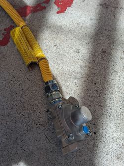 Gas hose connector