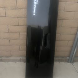 2009 Toyota. Tacoma.  Tail Gate. Parts