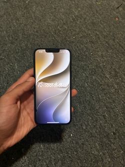 Used iPhone 13 – 128GB  Selling a used iPhone 13 in good working condition. The screen works perfectly, and the cameras, buttons, charging port, Face 