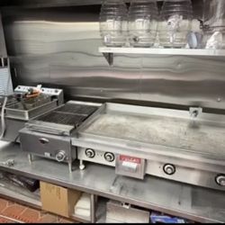 60" Vulcan Grill - 3 ph - flat top griddle @2500., Wells Char broiler 350., Deep Fryer 350.
