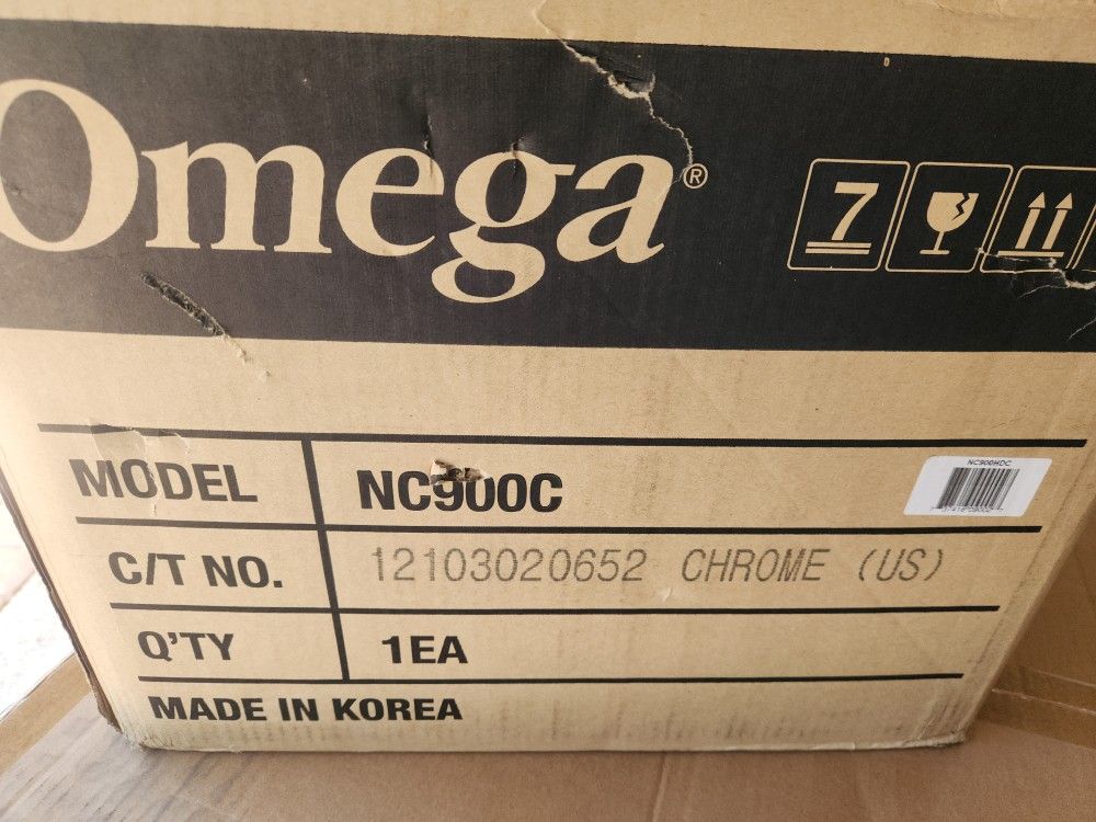 OMEGA COLD JUICER NC900C And Free AIT Fryer