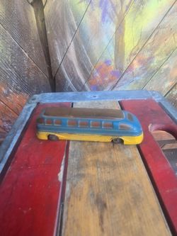 VintagToy Bus plastic