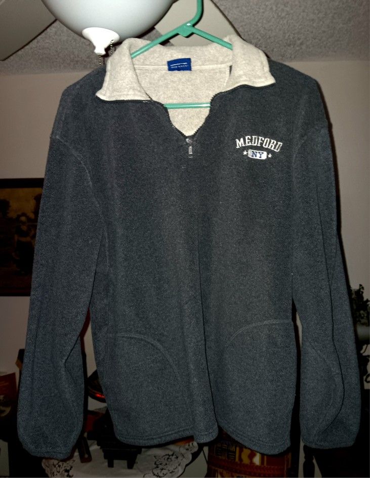 Mens Fleece New Pullover From MEDFORD NE WE YORK
