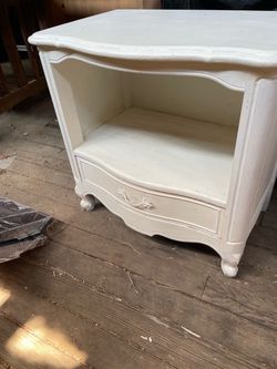 Bedside table