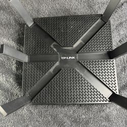 TP-Link Archer C3200 Wireless Tri-Band Gigabit Router.