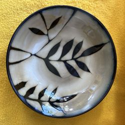 Gibson Elite Midnight Palm Dinnerware