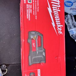 Milwaukee transfer water pump