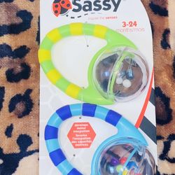 3-24 MONTHS 🐞❤️SASSY BRAND🖤🐞 2 PK RATTLE TOYS💚✨🦋💜(THAT DEVELOPS MOTOR INTEGRATION)