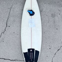 Surfboard 