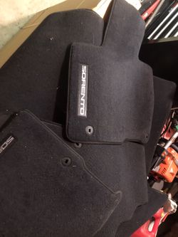 OEM Car Mats for Kia Sorento