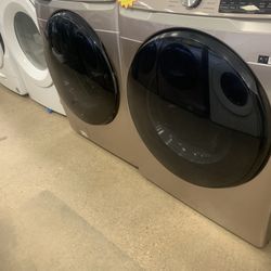 New Scratch And Dent Samsung Front Load Washer And Electric Dryer Set 6 Months Warranty 