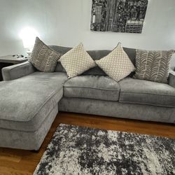 Grey Queen Sleeper Sofa – Willow