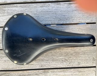 Brooks England B17 leather saddle