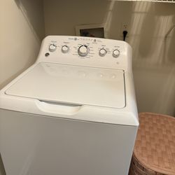 Gently Used Washer 