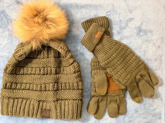 C.C Pom Pom Beanie and glove set