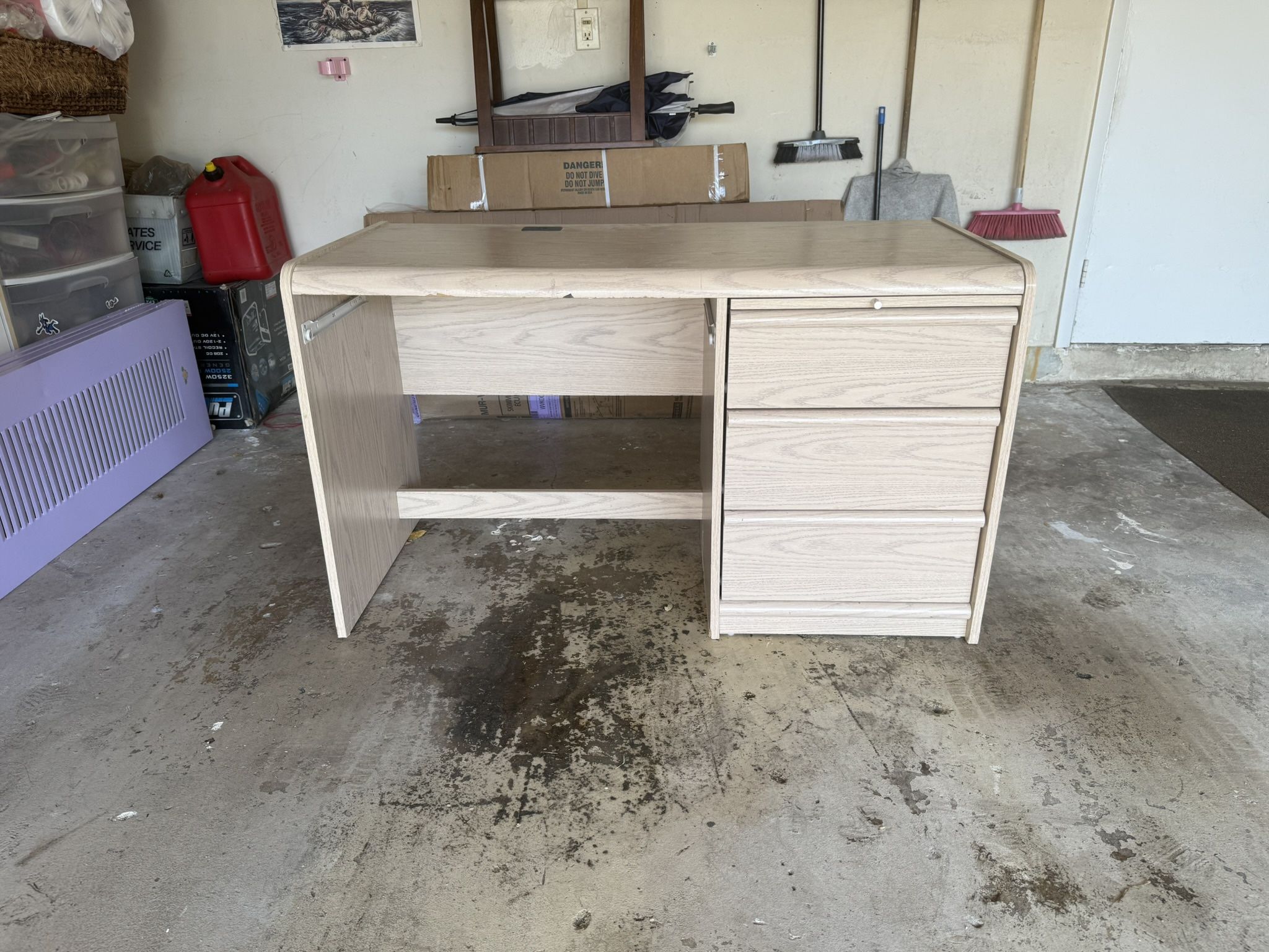 Office Desk