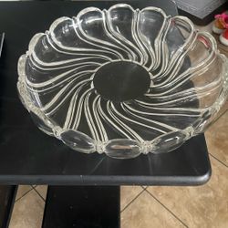 HEAVY GLASS  THICK  ROUND TRAY 13X13  SIZE