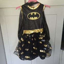 DC Comics Batgirl Halloween Costume Size Med  8