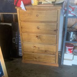 5 Drawer Dresser 