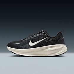 NIKE VOMERO 18 - Sz 12 
