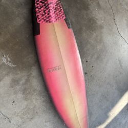 5’7 Surfboard 