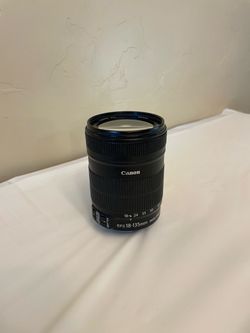 Canon EF-S 18-135mm Camera Lens