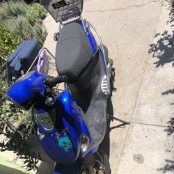 Low miles genuine buddy 125cc