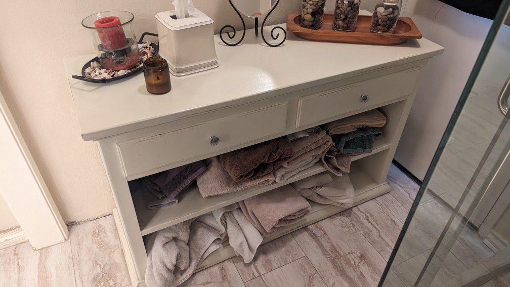 2 Drawer Console 