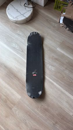 Supreme skate board
