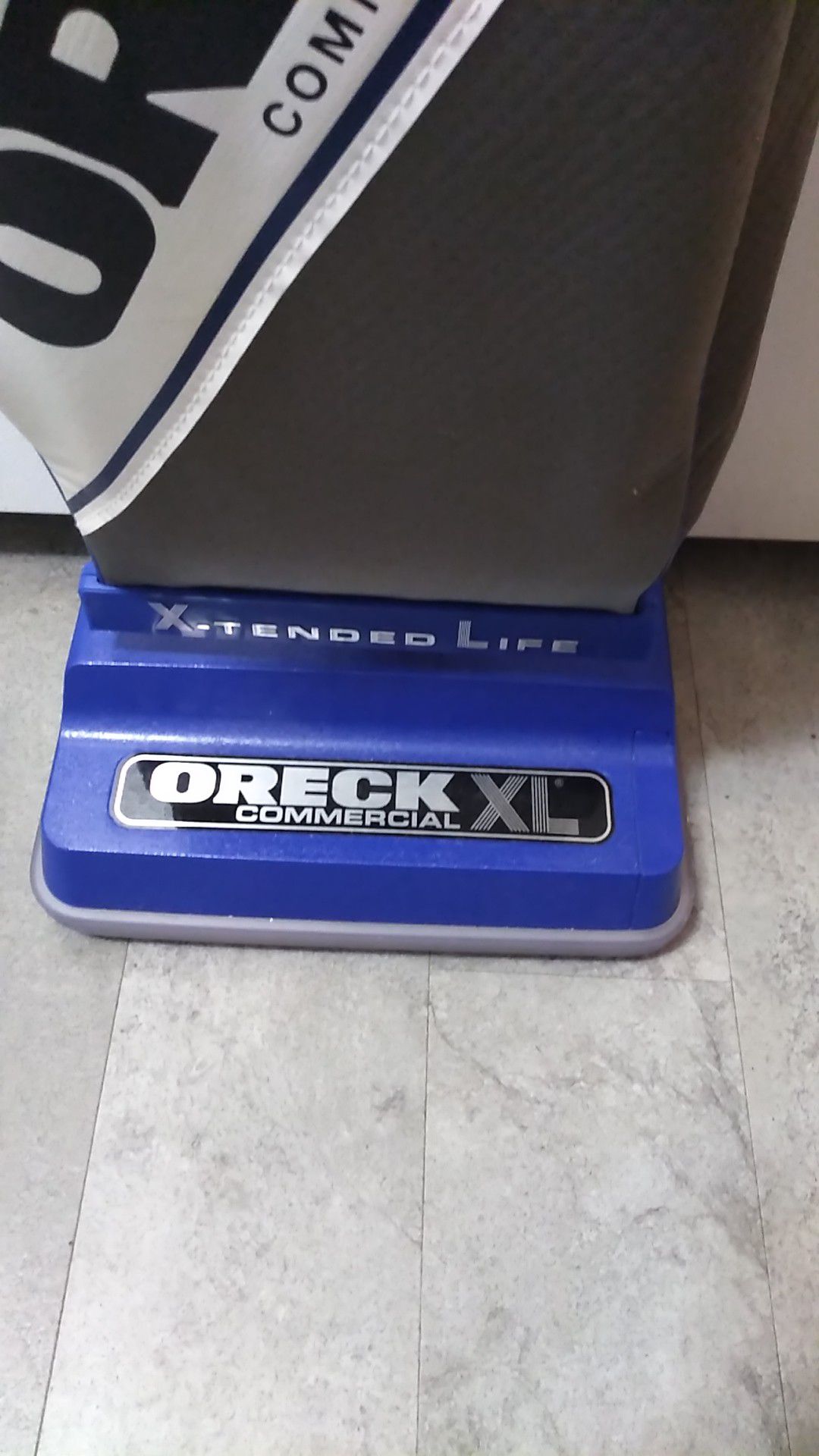 Oreck XL2100RHS XL Commercial Upright ft Vacuum