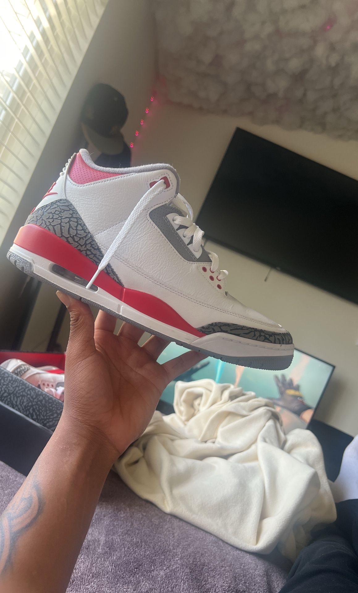 Jordan 3 Fire red
