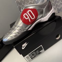 Total 90 Gray Size 8.5 / Authentic Nike Soccer Shoes