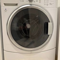 Maytag Epic Z Front Load Washer - Works Great! No Problems!