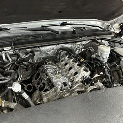 5.3L Chevy Suburban Engine Core 