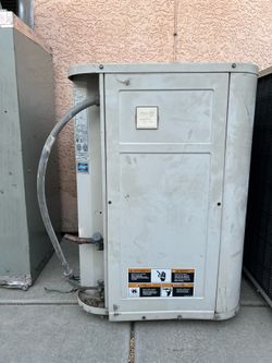 Used 2.5 ton AC Condenser with R-22