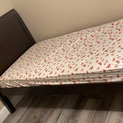 Twin Bed Frame With Head Board 