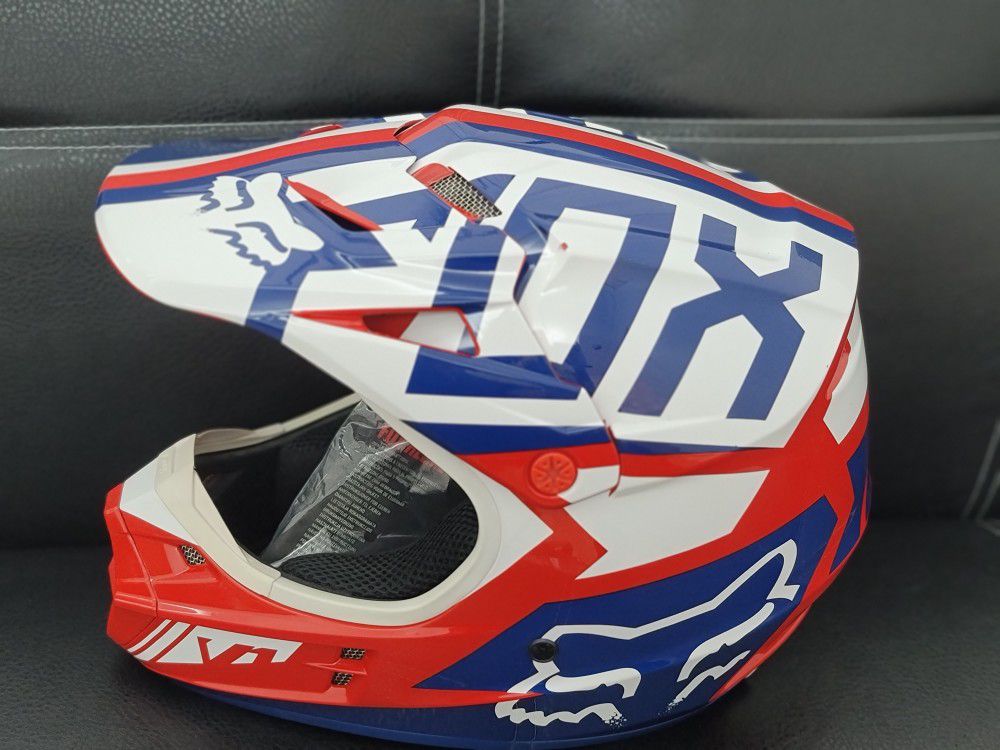 Helmet Fox V1 Size (S) New 