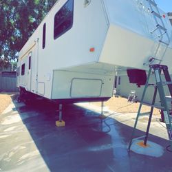 2000 Dunes 5th Wheel 