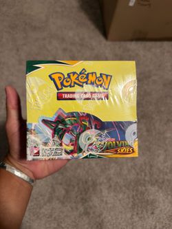 Evolving skies booster box Pokemon