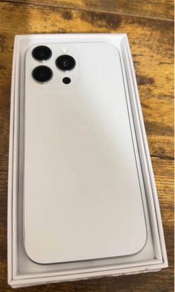 iPhone 16 Pro Max White 256GB