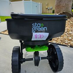 Sta-Green Precision Broadcast Spreader 20-lb Capacity
