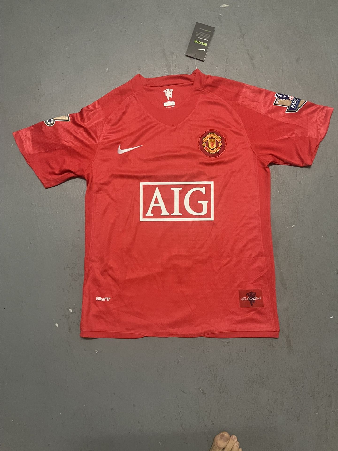 Manchester United Ronaldo Jersey Size Medium