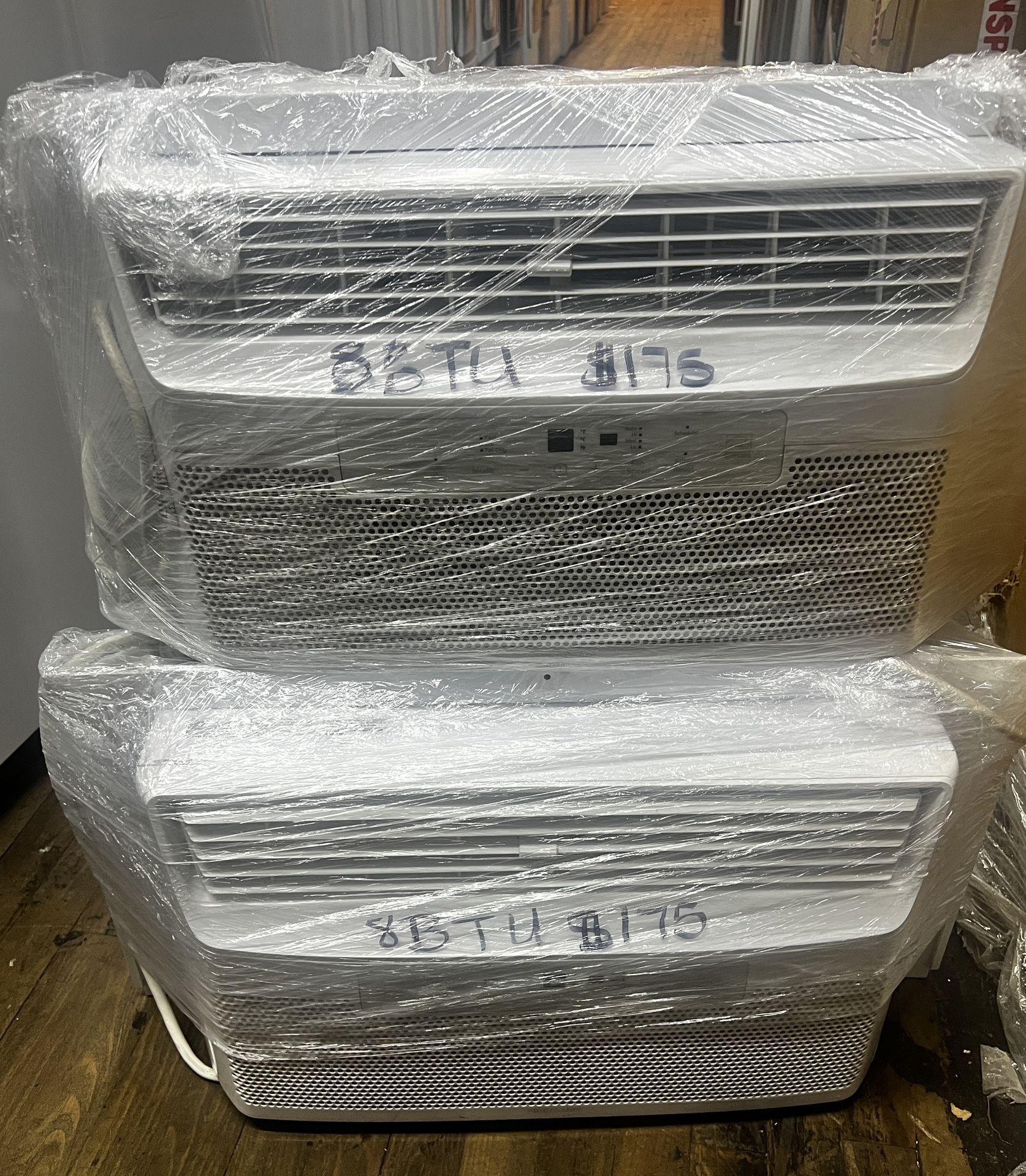 Frigidaire Window AC 8BTU -White Each One