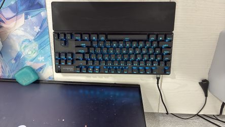 Apex pro tkl gen 3 full price as listed or best cash offer