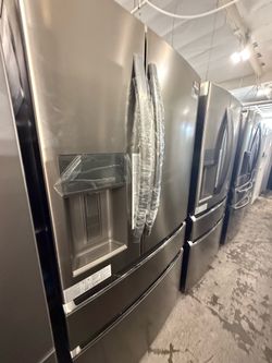 Frigidaire French door refrigerator